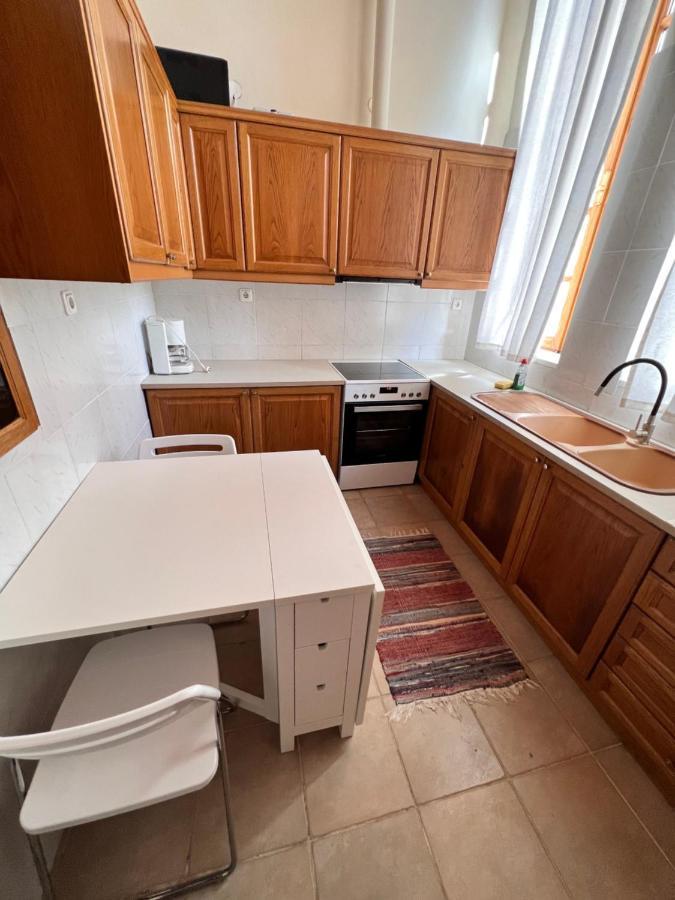 Abeliona Guesthouse Ambeliona Екстериор снимка